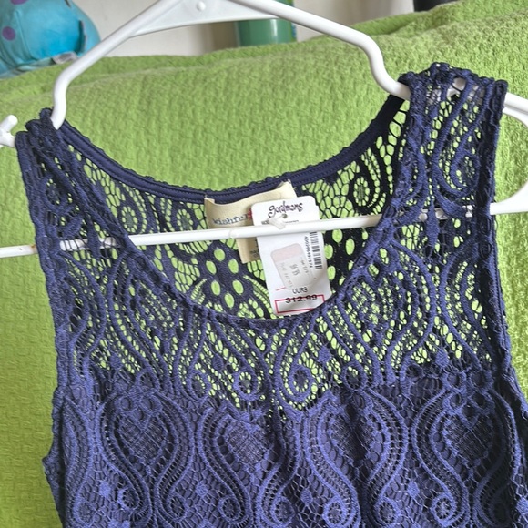 Elegant Navy Lace Dress - Picture 3 of 7